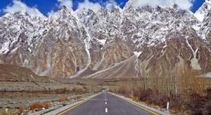 Rodovia no Paquistão atinge 4.693 metros de altitude no Himalaia; a Karakoram Highway de 1.300 km é a estrada pavimentada mais alta de todo o mundo