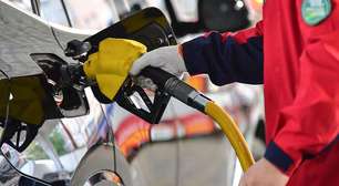 Petróleo despenca após anúncio de cessar-fogo entre EUA e Irã: como isso afeta o Brasil