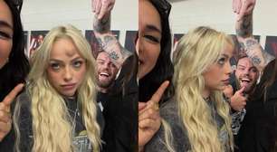 Estrela de luta livre sofre ferimento grave após ser arremessada contra TV e choca fãs; veja vídeo