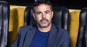 Após noite copeira na Libertadores, Artur Jorge elogia atuação do Cruzeiro