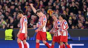 Atlético segura o Barcelona, vence no Camp Nou e larga em vantagem na Champions