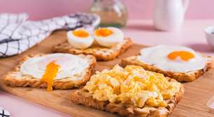 Nem ovo cozido, nem ovos mexidos: esse preparo é mais leve, nutritivo e fácil