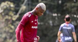 São Paulo espera 10 dias para rescindir contrato de Arboleda