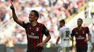 Rival do Palmeiras tem elenco com ex-estrelas do futebol europeu e velho conhecido do Brasil