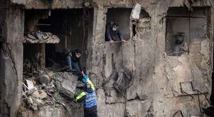 Ataques no Líbano deixam mais de 300 mortes; Israel anuncia negociações com Beirute