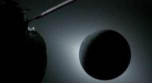 NASA mostra o lado escuro da Lua e Terra mais iluminada