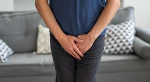 O que a cor da sua urina diz sobre a saúde dos seus rins?