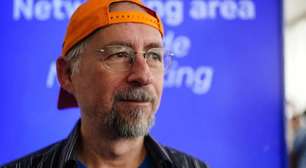 Quem é Satoshi Nakamoto? Investigação reacende debate sobre identidade de criador do bitcoin