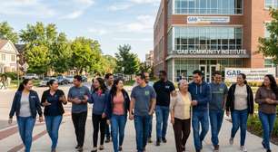 Comunidades imigrantes ampliam apoio social e educacional