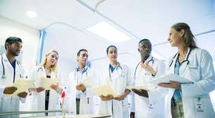 Médicos residentes reivindicam aumento da bolsa