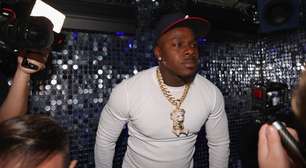 DaBaby ameaça fã que pintou retrato de suas filhas e rejeitou presente na porta de balada