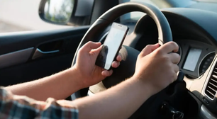 Uso de celular ao volante dispara e já passa de 120 mil multas na capital de SP