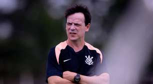 Diniz se prepara para estreia pelo Corinthians; veja provável escalação para enfrentar o Platense