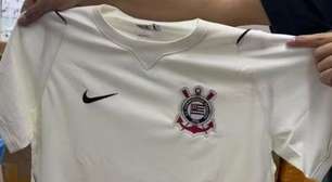 Fotos da nova camisa do Corinthians vazam na internet. Veja imagens