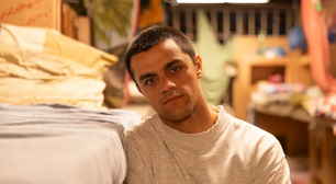 Felipe Simas detalha preparação para viver personagem polêmico em 'Tremembé'