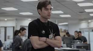 "Achei que fosse morrer com isso": Ator de The Pitt chora ao declarar que conseguiu pagar dívida de 80 mil dólares graças à serie