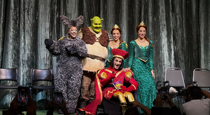 Tiago Abravanel usa 200 próteses e leva cerca de 3 horas para se transformar em Shrek no teatro