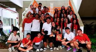 'Eu não esperava', diz professora com câncer homenageada por alunos em Sorocaba (SP)