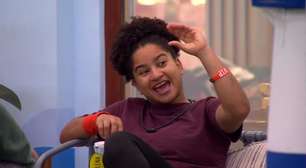 Resumo BBB 26: madrugada tem Milena expondo segredo e distribuindo 'patadas' em adversárias