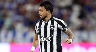Alex Telles é dúvida para jogo do Botafogo contra o Coritiba