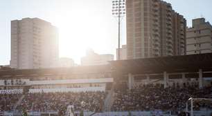 Técnico de tradicional alvinegro critica arbitragem 'critérios diferentes'