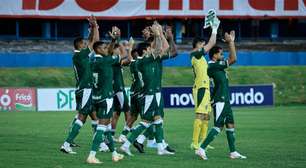 Ex-Goiás surpreende na Série B e é eleito para Selação do Campeonato