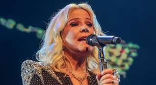 O que Paula Toller faz no rosto? Aos 63 anos e de volta com o 'Kid Abelha', cantora impressiona por jovialidade e já revelou segredo simples: 'Durmo no...'