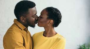 Beijar transmite doenças? Dentista explica os riscos à saúde