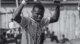 Ataque a tiros contra ônibus de time mata jogador de 20 anos em Gana