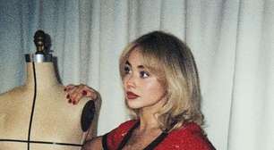 Sabrina Carpenter leva looks da Dior ao Coachella; confira