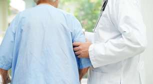 Dia Mundial do Parkinson: doença vai além dos tremores; veja sintomas