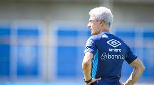 Empate do Grêmio no clássico adia decisão e da "vida extra" ao técnico Luiz Castro