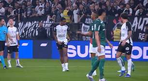 'Tem o gestual de botar a mão no saco': ouça o áudio do VAR que expulsou volante do Corinthians