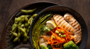 Consumo excessivo de proteína pode prejudicar sua saúde, alerta especialista; entenda