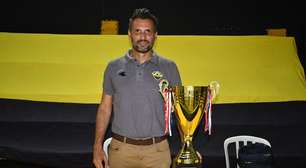 Rival do Santos na Sul-Americana tem presidente-atleta de 52 anos e atuava na 3ª divisão há 4 anos