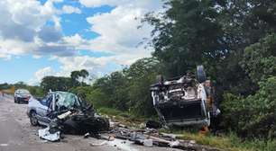 Mãe e filho morrem em acidente na BR 386