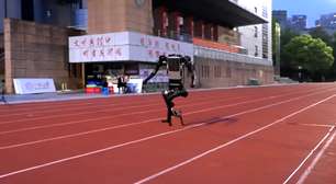 Robô chinês quebra recorde de velocidade e se aproxima da marca de Usain Bolt