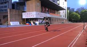 Robô chinês corre 100 metros em 10 segundos e chega perto da marca de Usain Bolt
