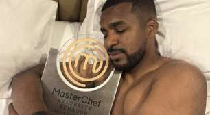Ex-Flamengo e Vasco, Frickson Erazo vence Masterchef Celebridades; veja comemoração