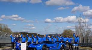 Ford GT crava o terceiro melhor tempo da história de Nürburgring