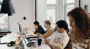 Frustração com mercado de trabalho faz entusiasmo da Gen Z pela IA cair de 36% para 22%