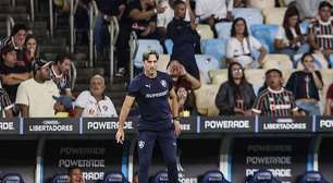 Zubeldía reconhece pressão e cita erros em derrota do Fluminense