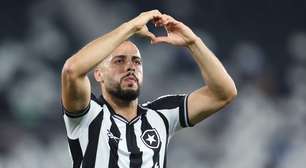 Arthur Cabral dá volta por cima no Botafogo; veja números