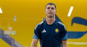 Cristiano Ronaldo passa mal, deixa jogo antes do fim e vomita no vestiário