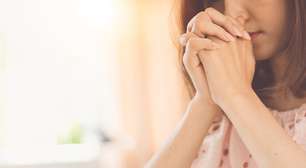 Oração para atrair dinheiro: comece o dia com prosperidade