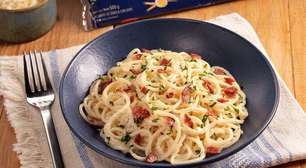 Feriado prático: espaguete com parmesão e calabresa pronto em minutos