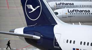Lufthansa completa 100 anos com greves, proposta pela TAP e reconhecendo passado nazista