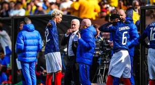 Desfalque na França: atacante do Liverpool rompe o tendão de Aquiles e fica fora da Copa do Mundo 2026