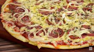 Pizza caseira sem complicação: receita de liquidificador que dá certo