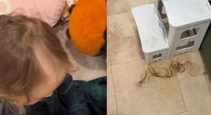 Menina de 2 anos usa máquina de cabelo e surpreende a mãe